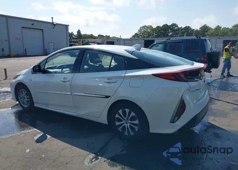 2020 Toyota Prius Prime Le z USA, uszkodzony, nr VIN JTDKARFP4L3159749